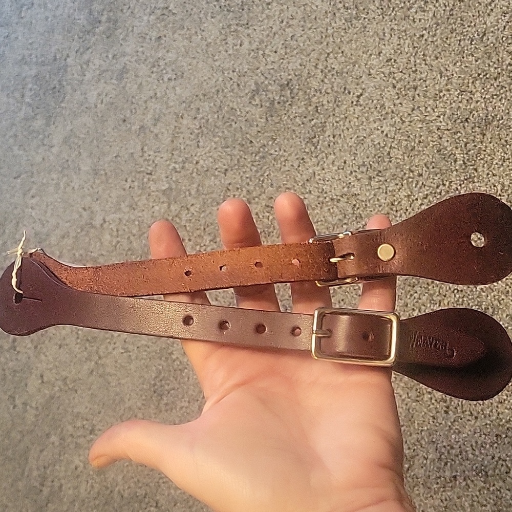 Equestrian Bundle Of Spurs And Straps - Picture 6 of 15